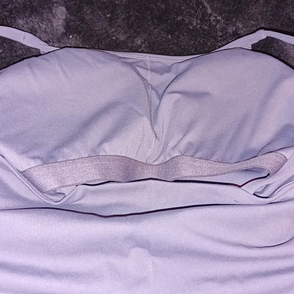 Padded Sports bra crop top - Picture 3 of 3